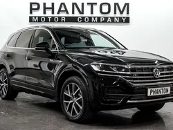 Black Used 2018 VW Touareg R-line SUV | £23,990 (Fair price)