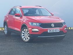Red Used 2020 VW T-Roc SE SUV | £15,998 (Fair price)