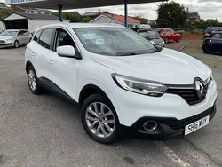 White Used 2016 Renault Kadjar Dynamique SUV | £5,495 (Fair price)
