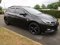 Black Used 2017 Vauxhall Astra SRi Hatchback | £5,995 (Fair price)