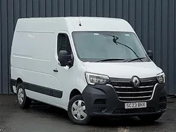 White Used 2023 Renault Master Business Van | £15,998 (Good price)