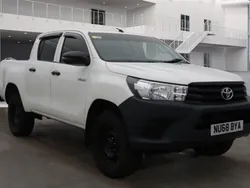 White Used 2018 Toyota HiLux Active Pickup | £13,989 (Fair price)