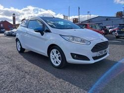 White Used 2016 Ford Fiesta Zetec Hatchback | £3,995 (Good price)