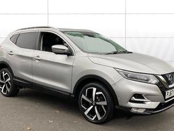 Silver Used 2017 Nissan Qashqai Tekna SUV | £11,111 (A bit pricey)