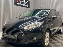 Black Used 2013 Ford Fiesta Titanium Hatchback | £5,599 (Fair price)