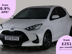 Used 2025 Toyota Yaris Hybrid Design Hatchback | £17,540 (Super price)