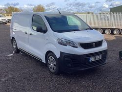 White Used 2019 Peugeot Expert Van | £6,250 (Super price)