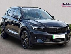 Used 2025 Volvo EX40 Performance SUV | £42,990 (Expensive)