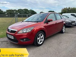 Red Used 2009 Ford Focus Zetec Hatchback | £4,000 (Fair price)