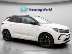 White Used 2024 Vauxhall Grandland X Ultimate SUV | £20,200 (Fair price)
