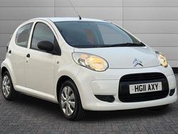 Lipizzan white Used 2011 Citroën C1 VTR Sport Hatchback | £2,295 (Fair price)
