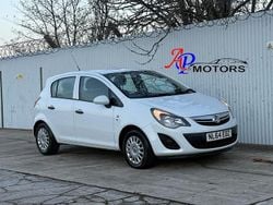 White Used 2014 Vauxhall Corsa S Hatchback | £2,195 (Good price)
