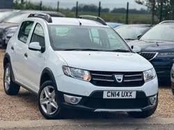 White Used 2014 Dacia Sandero Lauréate Hatchback | £1,990 (Fair price)