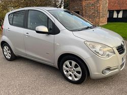 Silver Used 2009 Vauxhall Agila Design Edition Hatchback | £2,495 (A bit pricey)