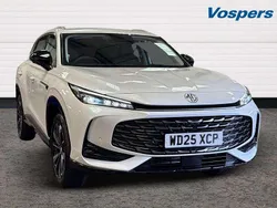 White Used 2025 MG HS Trophy SUV | £23,990