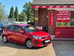 Blaze red Used 2017 Kia Rio 2 Hatchback | £7,988 (Fair price)