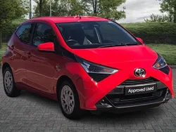 Chilli red Used 2021 Toyota Aygo X-play Hatchback | £11,500 (Fair price)