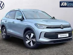 Silver Used 2025 VW Tiguan Life SUV | £33,990 (Fair price)