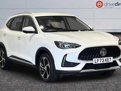 White Used 2023 MG HS SE SUV | £15,970 (Fair price)