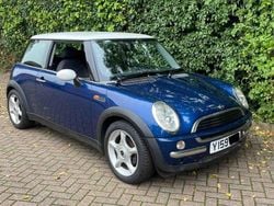 Blue Used 2001 Mini ONE Hatch Hatchback | £4,500