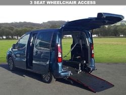 Blue Used 2018 Peugeot Partner Van | £10,999 (Expensive)