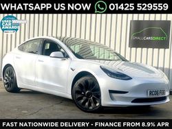 White Used 2020 Tesla Model 3 Standard Range Sedan | £15,500 (Fair price)