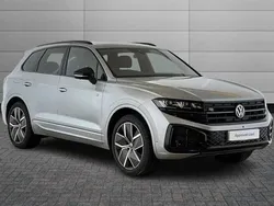 Oyster silver Used 2025 VW Touareg Black Edition SUV | £59,990 (Expensive)