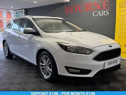 White Used 2015 Ford Focus Zetec Estate | £6,650 (Fair price)
