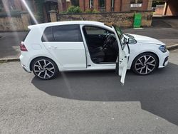 White Used 2017 VW Golf VII GTD Hatchback | £13,995 (Expensive)