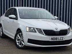 White Used 2018 Skoda Octavia Hatchback | £8,295 (Super price)