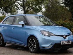 Blue Used 2017 MG MG3 Luxury Hatchback | £3,490 (Fair price)