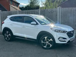 White Used 2017 Hyundai Tucson Premium SUV | £10,497 (Fair price)