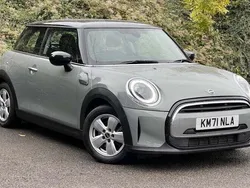 Used 2022 Mini Cooper Classic Hatchback | £13,995 (Fair price)