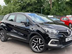 Black Used 2017 Renault Captur Dynamique SUV | £8,495 (Fair price)