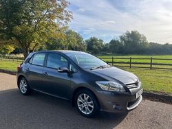 Grey Used 2012 Toyota Auris Hatchback | £5,490 (A bit pricey)