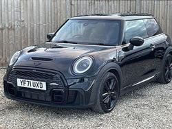 Black Used 2021 Mini Cooper S Hatch Hatchback | £15,300 (Fair price)