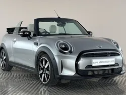 Silver Used 2022 Mini Cooper Exclusive Hatchback | £22,550 (Expensive)
