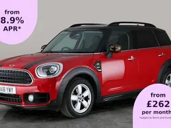 Red Used 2018 Mini Cooper Countryman Comfort SUV | £14,703 (Fair price)