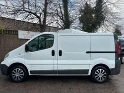 White Used 2013 Nissan Primastar SE MPV | £6,795 (Fair price)