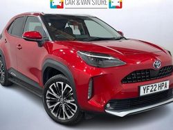 Used 2025 Toyota Yaris Hybrid Estate | £22,189 (Fair price)