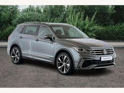 Platinum grey Used 2025 VW Tiguan Allspace R-line SUV | £33,590 (Fair price)