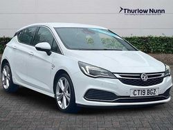 White Used 2019 Vauxhall Astra SRi Hatchback | £9,693 (Fair price)