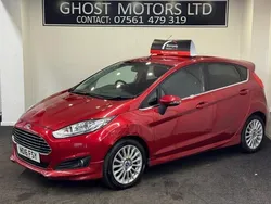 Red Used 2016 Ford Fiesta Zetec Hatchback | £3,895 (Good price)
