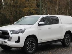 Used 2025 Toyota HiLux Pickup | £21,950 (Super price)