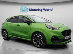 Green Used 2023 Ford Puma ST Hatchback | £19,966 (Fair price)