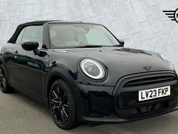 Black Used 2023 Mini Cooper Exclusive Hatchback | £22,580 (Fair price)