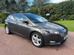 Grey Used 2017 Ford Focus Zetec Hatchback | £6,990 (Good price)