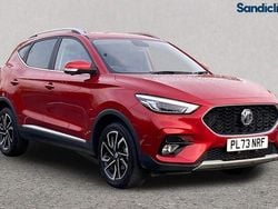 Tri coat dynamic red Used 2023 MG ZS Exclusive Sedan | £14,068 (Fair price)