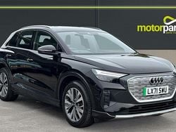 Brilliant black gloss Used 2021 Audi Q4 e-tron Comfort SUV | £21,250 (Super price)