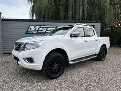 White Used 2017 Nissan Navara Tekna Pickup | £13,995 (Fair price)